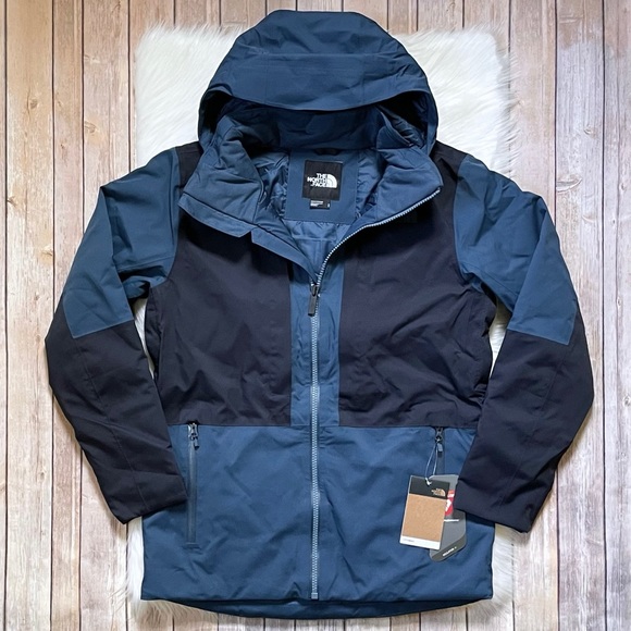 The North Face Men’s Chakal Jacket - Picture 1 of 11